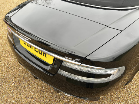 Aston Martin DBS V12 VOLANTE CARBON BLACK EDITION 33