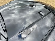 Aston Martin DBS V12 VOLANTE CARBON BLACK EDITION 39