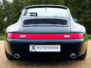 Porsche 911 CARRERA 4 6