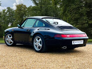 Porsche 911 CARRERA 4 7