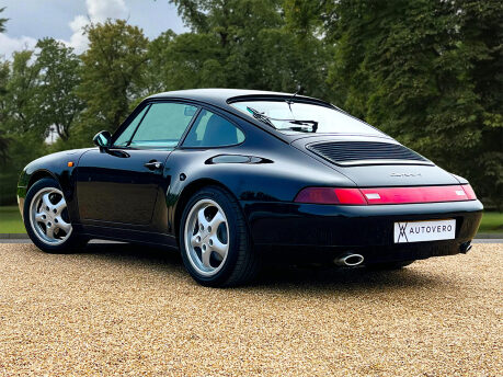 Porsche 911 CARRERA 4 7