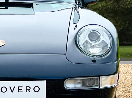 Porsche 911 CARRERA 4 17