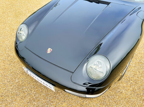 Porsche 911 CARRERA 4 28