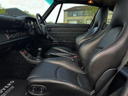 Porsche 911 CARRERA 4 44