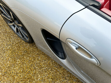 Porsche Boxster 24V S PDK 32