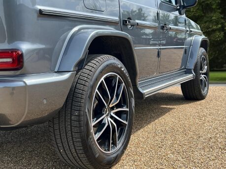 Mercedes-Benz G Series G 400 D 4MATIC AMG LINE PREMIUM PLUS 26