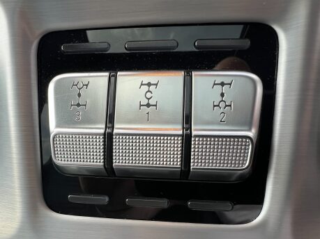 Mercedes-Benz G Series G 400 D 4MATIC AMG LINE PREMIUM PLUS 70