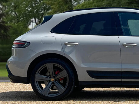 Porsche Macan S PDK 11