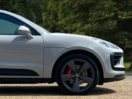 Porsche Macan S PDK 12