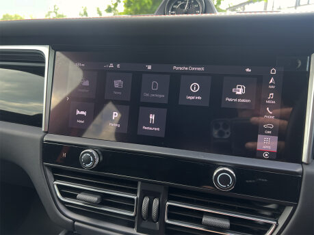 Porsche Macan S PDK 66