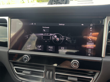 Porsche Macan S PDK 69