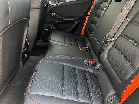 Porsche Macan S PDK 73