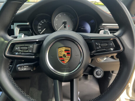 Porsche Macan S PDK 51