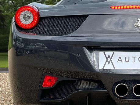 Ferrari 458 SPIDER DCT 23