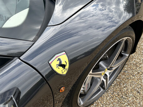 Ferrari 458 SPIDER DCT 42