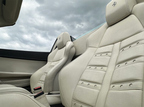 Ferrari 458 SPIDER DCT 59