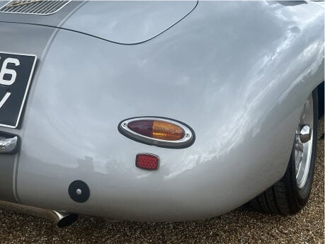 Martin and Walker Speedster 2.0L 25