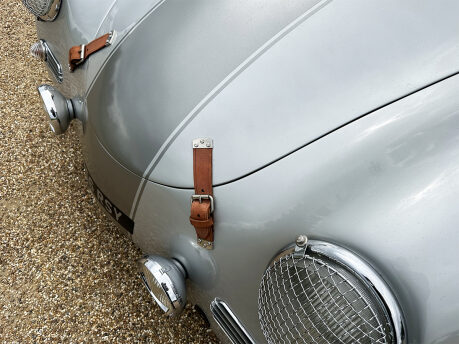 Martin and Walker Speedster 2.0L 29