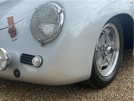 Martin and Walker Speedster 2.0L 18