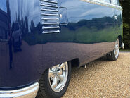 Volkswagen Campervan Split-Screen 27