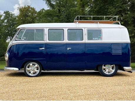 Volkswagen Campervan Split-Screen 8