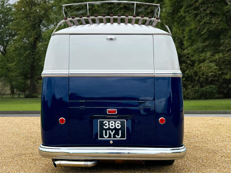 Volkswagen Campervan Split-Screen 6