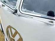 Volkswagen Campervan Split-Screen 39