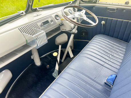 Volkswagen Campervan Split-Screen 50