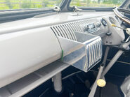 Volkswagen Campervan Split-Screen 56