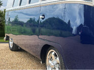 Volkswagen Campervan Split-Screen 15