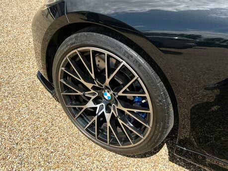 BMW M2 COMPETITION 33