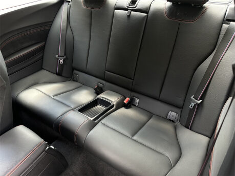 BMW 2 Series M2 COMPETITION 76