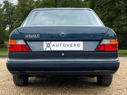 Mercedes-Benz C Class 260 E 6