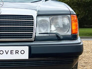 Mercedes-Benz C Class 260 E 16