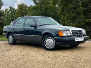 Mercedes-Benz C Class 260 E 3