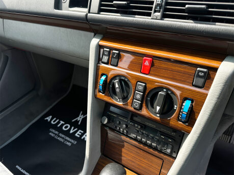 Mercedes-Benz C Class 260 E 50