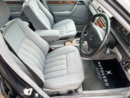 Mercedes-Benz C Class 260 E 39