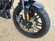 Harley-Davidson Sportster Iron XL 1200 CX ROADSTER 17 9