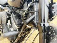 Harley-Davidson Sportster Iron XL 1200 CX ROADSTER 17 20