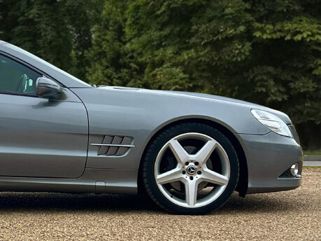 Mercedes-Benz SL Series SL350 12