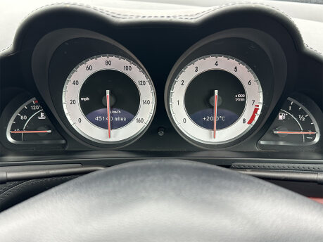 Mercedes-Benz SL Series SL350 48