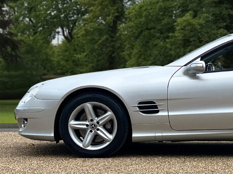 Mercedes-Benz SL Series SL350 9