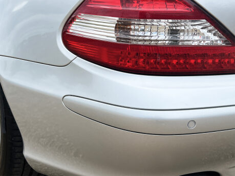 Mercedes-Benz SL Series SL350 22