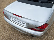 Mercedes-Benz SL Series SL350 31