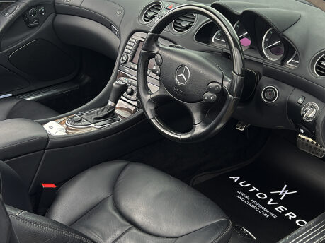 Mercedes-Benz SL Series SL350 42