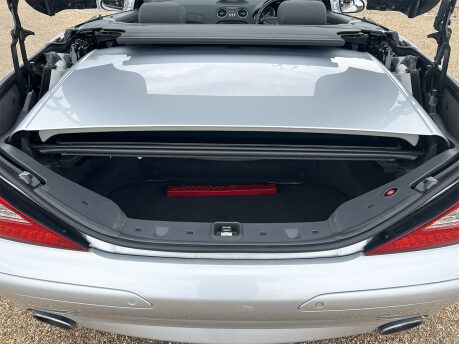 Mercedes-Benz SL Series SL350 56