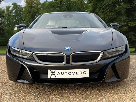 BMW I8 Coupe 2