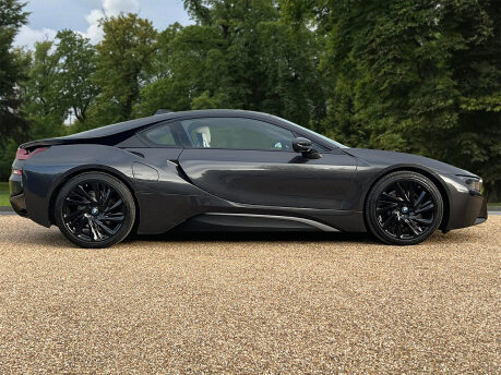BMW I8 Coupe 4