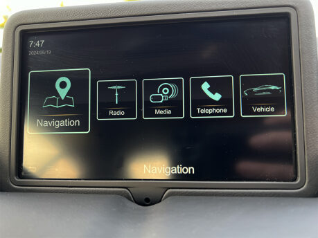 Aston Martin Vantage V8 60