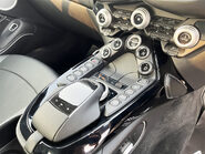 Aston Martin Vantage V8 57